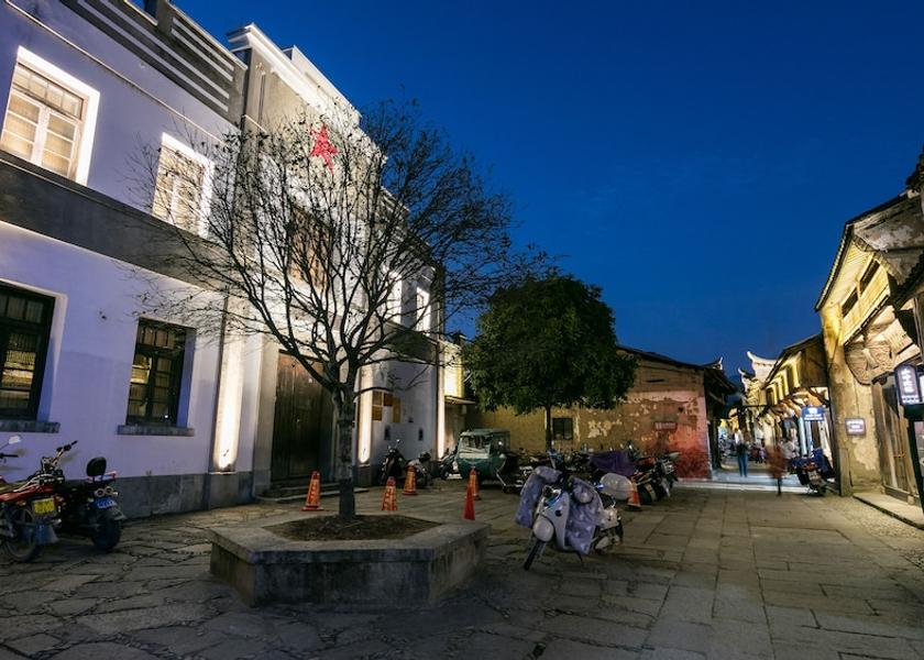 Zhejiang Lishui Facade