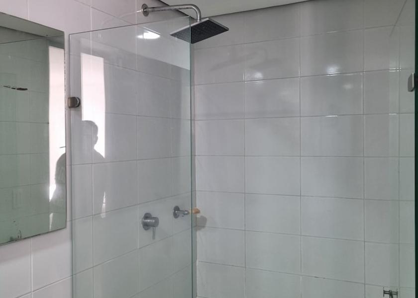 Santander Floridablanca Bathroom