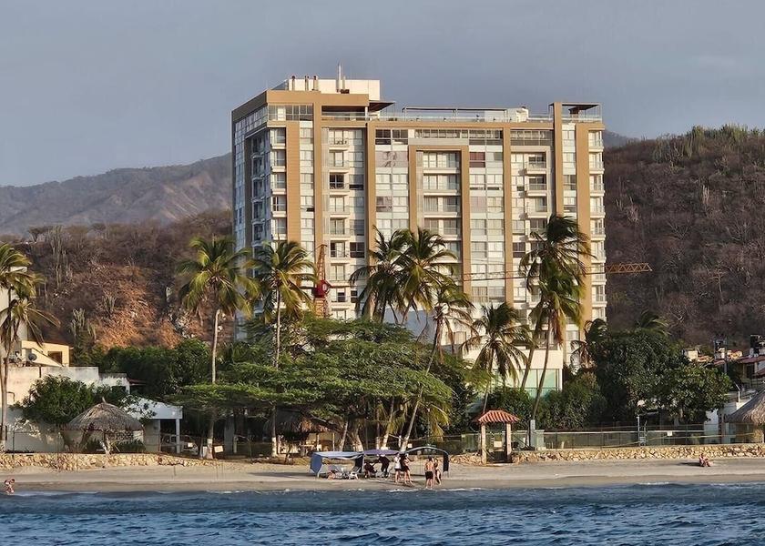 Magdalena Santa Marta Exterior Detail