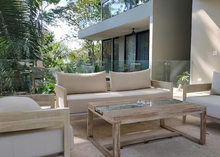 San Jose Ballena Room