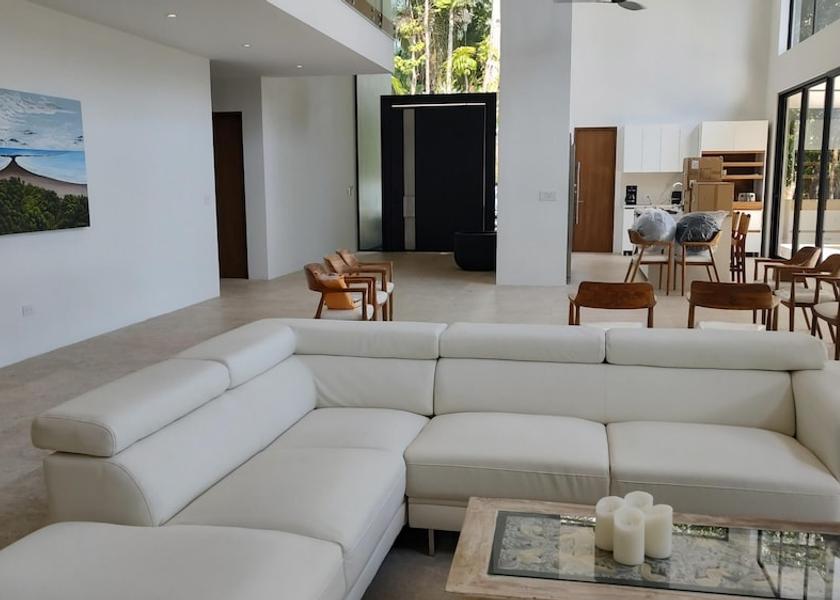 San Jose Ballena Room