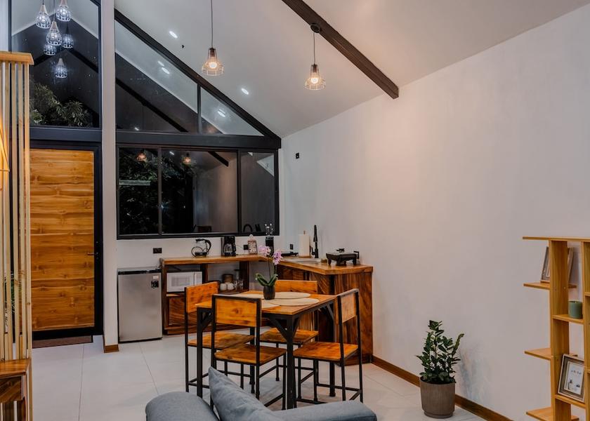 Puntarenas Monteverde Living Area