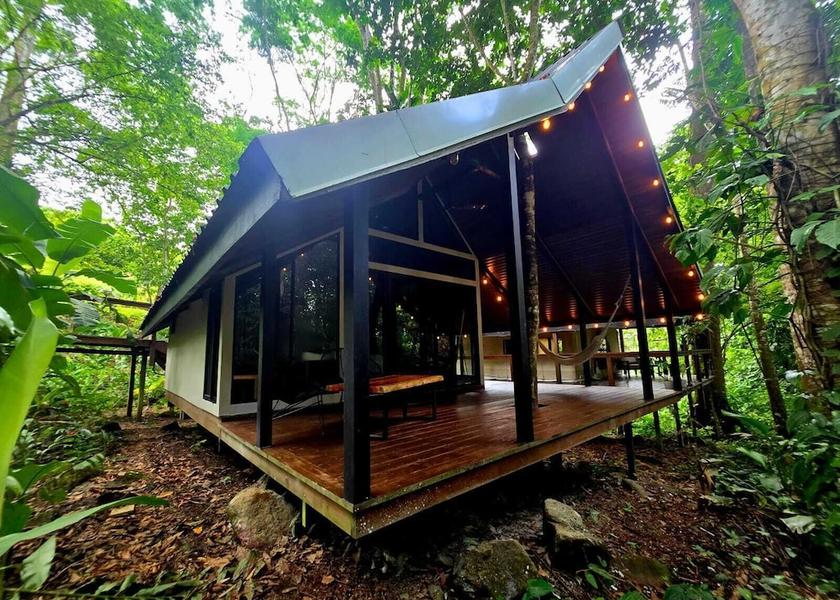 Puntarenas Province Bahía Ballena Exterior Detail