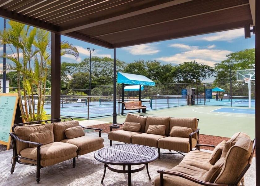 Guanacaste Coco Tennis Court