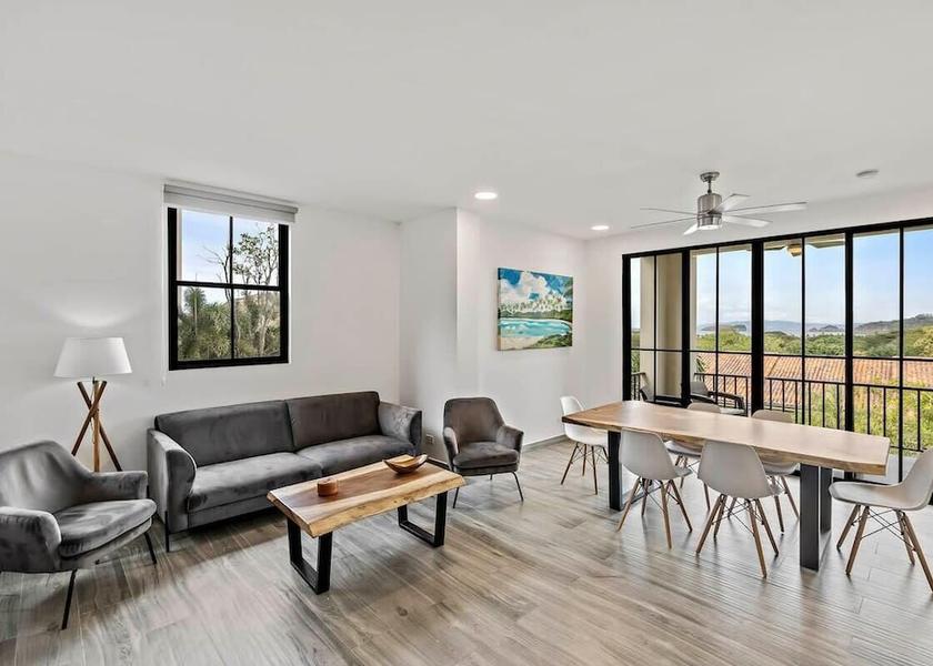 Guanacaste Coco Living Area