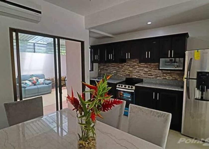 Guanacaste Coco In-Room Dining