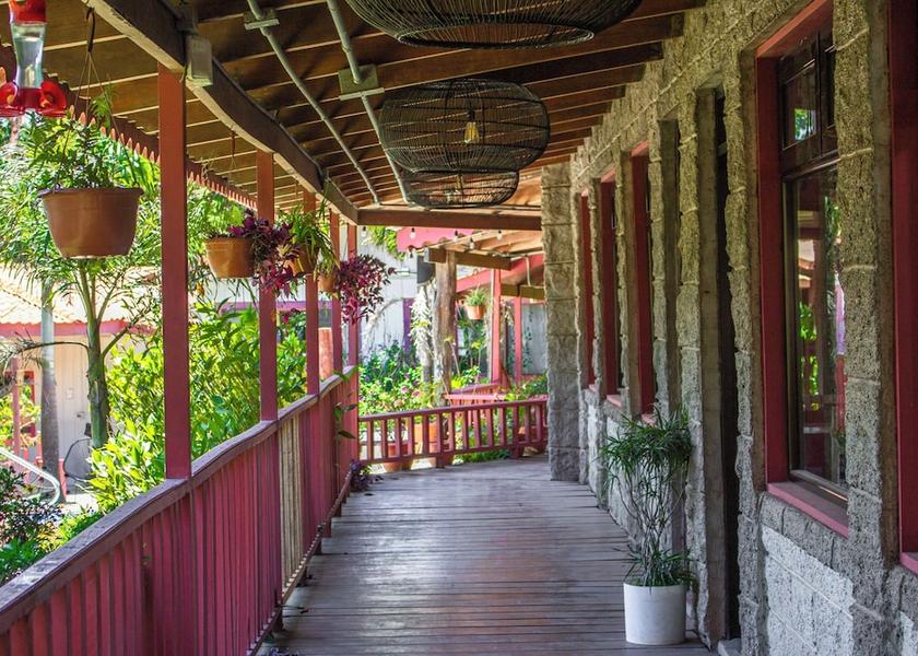 Puntarenas Monteverde Property Grounds