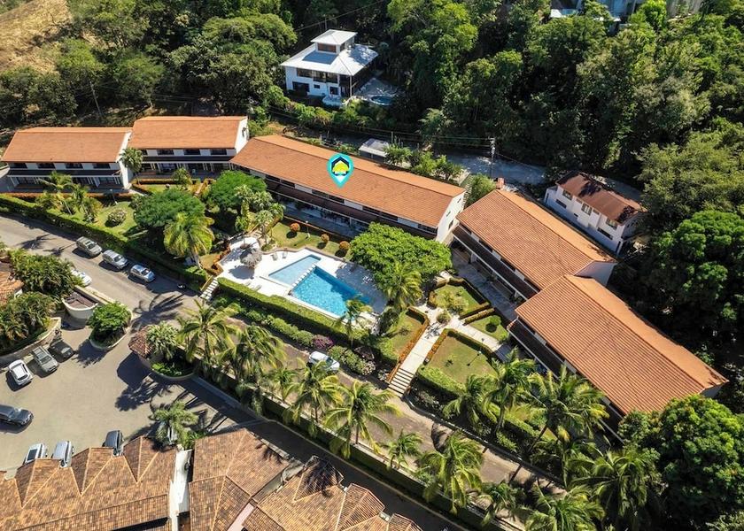 Guanacaste Cabo Velas Interior Entrance