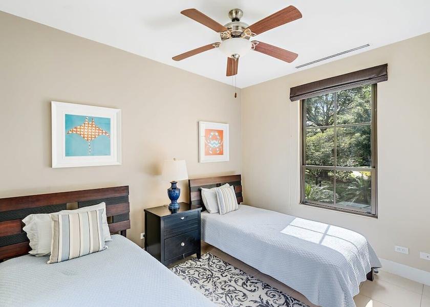 Guanacaste Coco Room