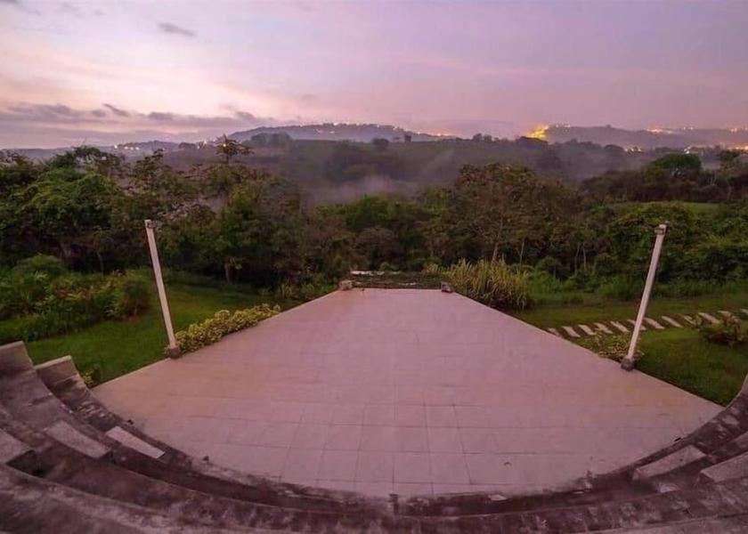 Puntarenas Tambor Exterior Detail