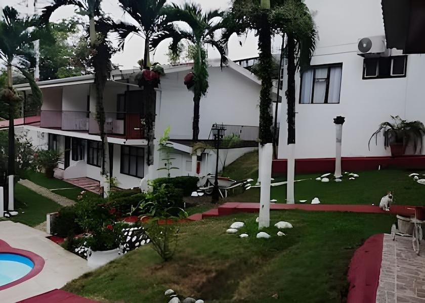 Puntarenas Quepos Exterior Detail