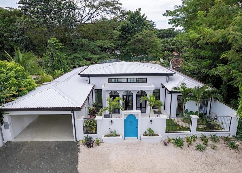 Guanacaste Potrero Facade