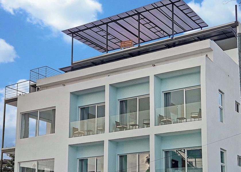 Puntarenas Jaco Facade