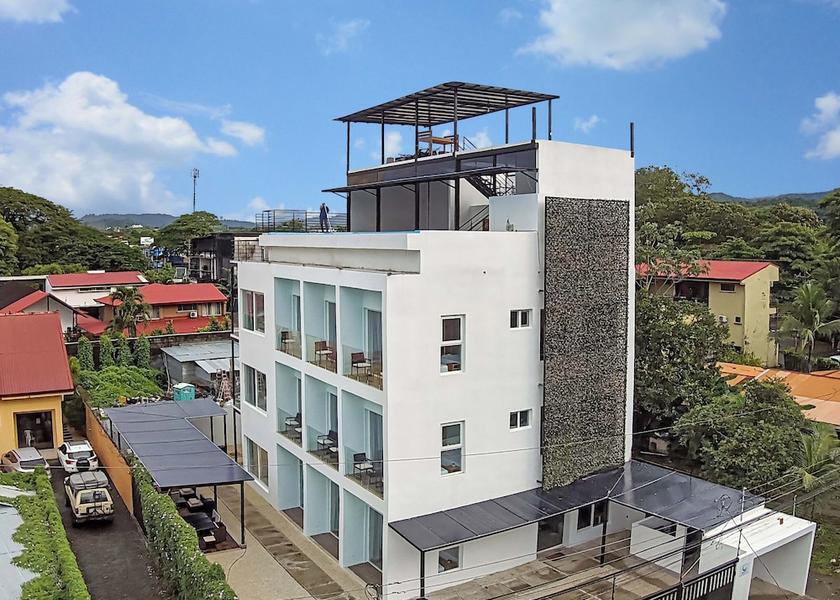 Puntarenas Jaco Facade