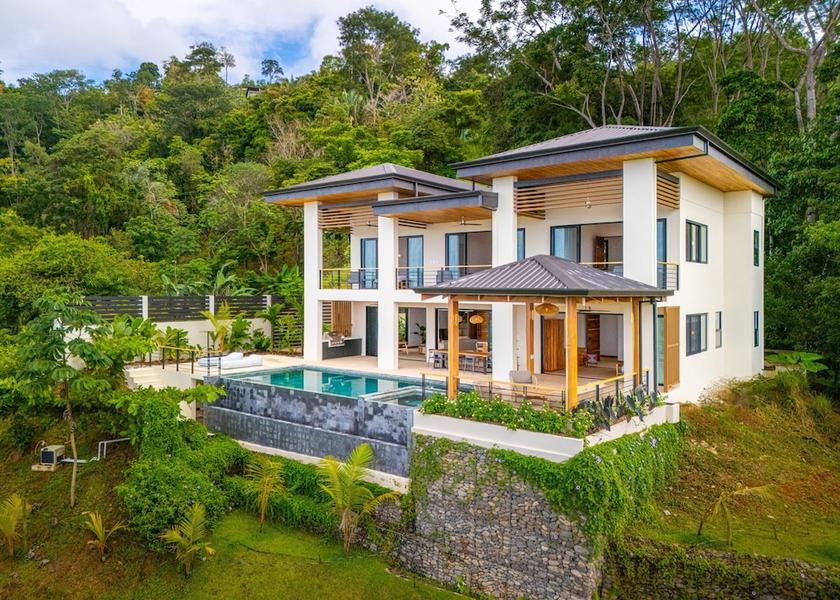 San Jose Ballena Room