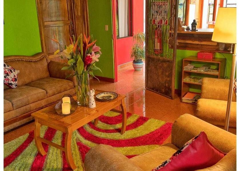 Puntarenas Monteverde Living Area