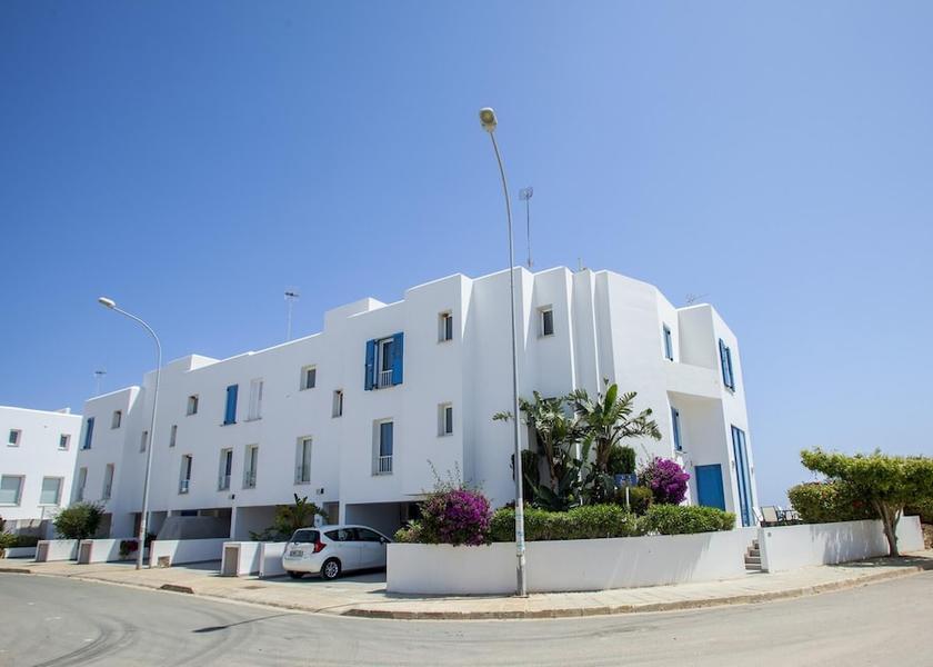 Larnaca District Paralimni Room