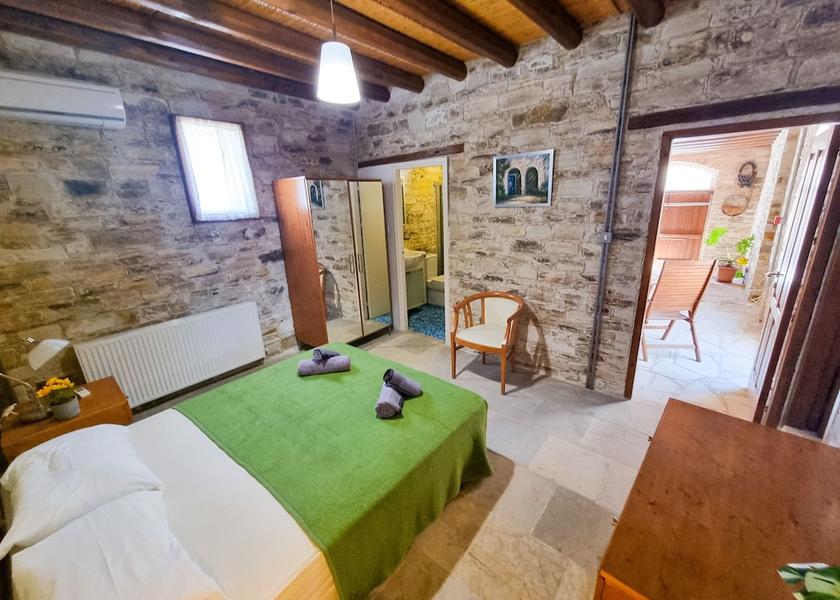 Larnaca District Skarinou Room