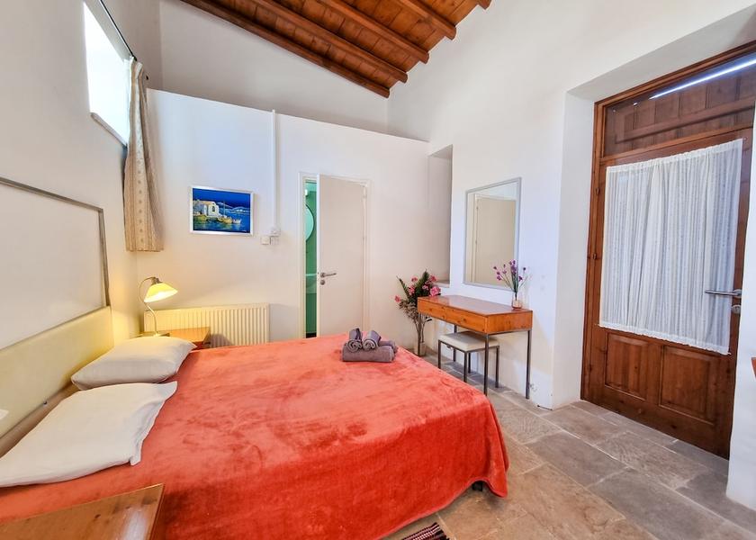 Larnaca District Skarinou Room