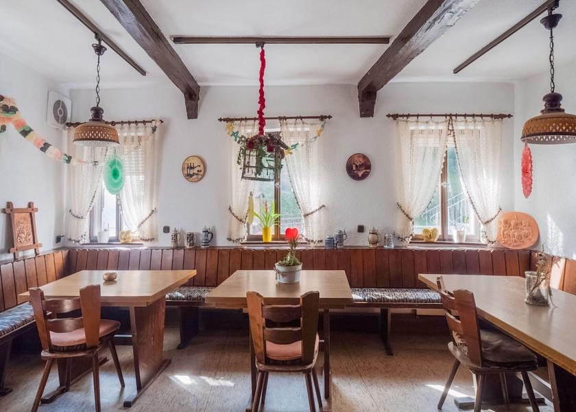 Rhineland-Palatinate Sankt Goarshausen Dining Area
