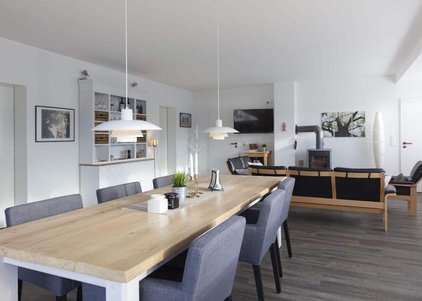 Schleswig-Holstein Gluecksburg Dining Area