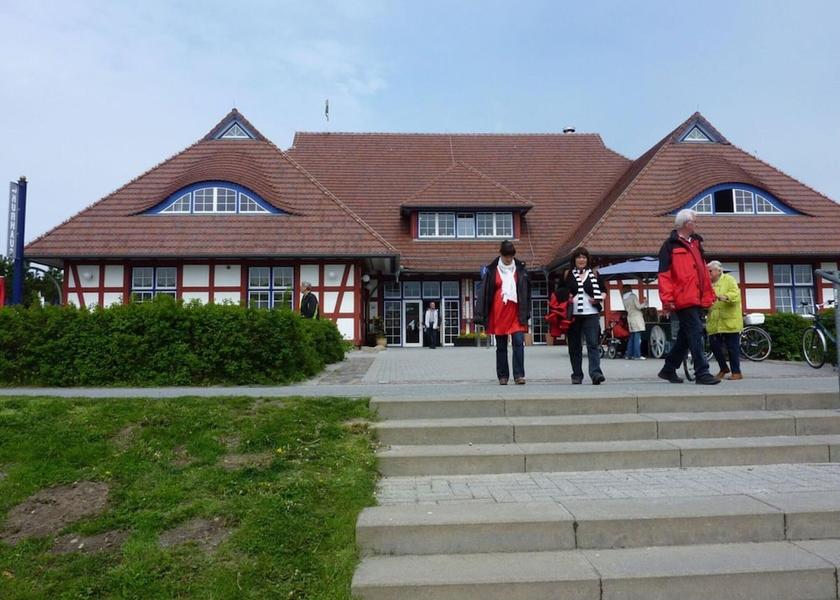 Mecklenburg - West Pomerania Zingst Exterior Detail