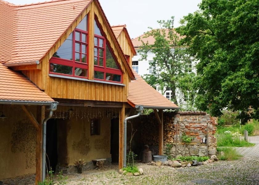 Saxony Taucha Exterior Detail