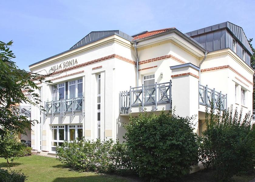 Mecklenburg - West Pomerania Zingst Exterior Detail