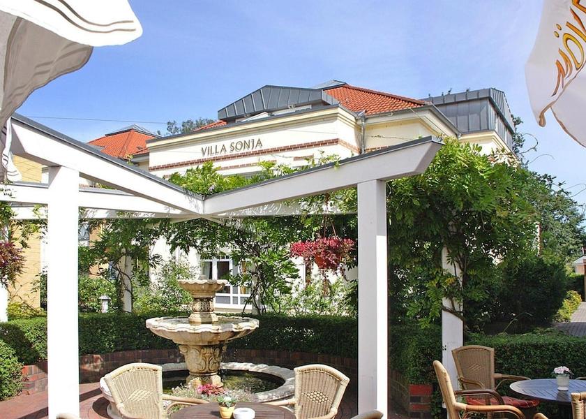 Mecklenburg - West Pomerania Zingst Dining Area