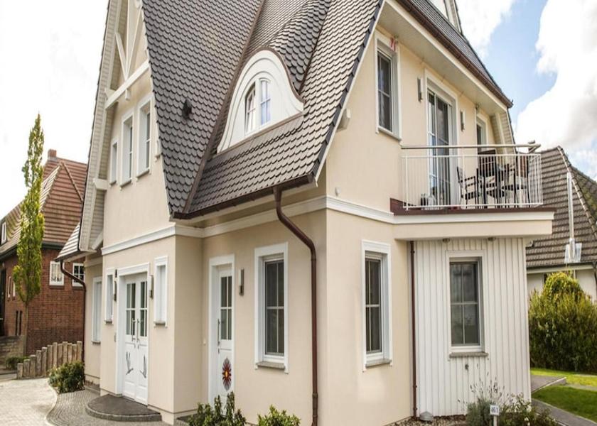 Mecklenburg - West Pomerania Zingst Exterior Detail