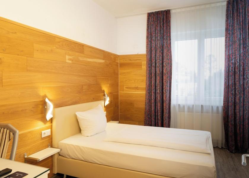 Bavaria Ingolstadt Room