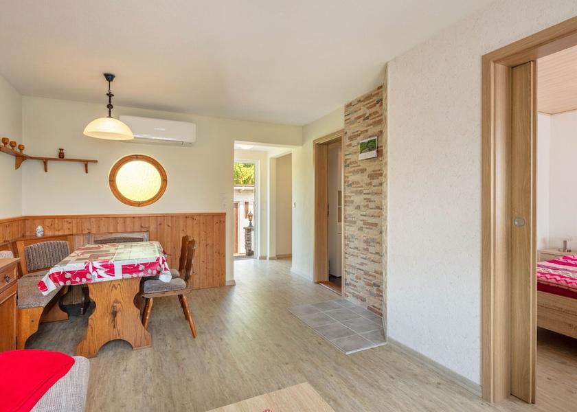 Thuringia Wutha-Farnroda Dining Area