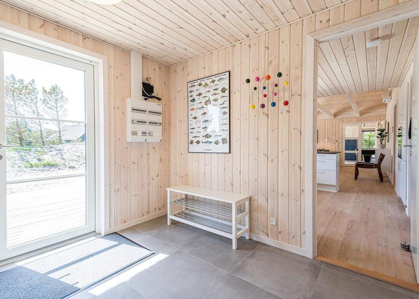 Syddanmark Henne Interior Entrance