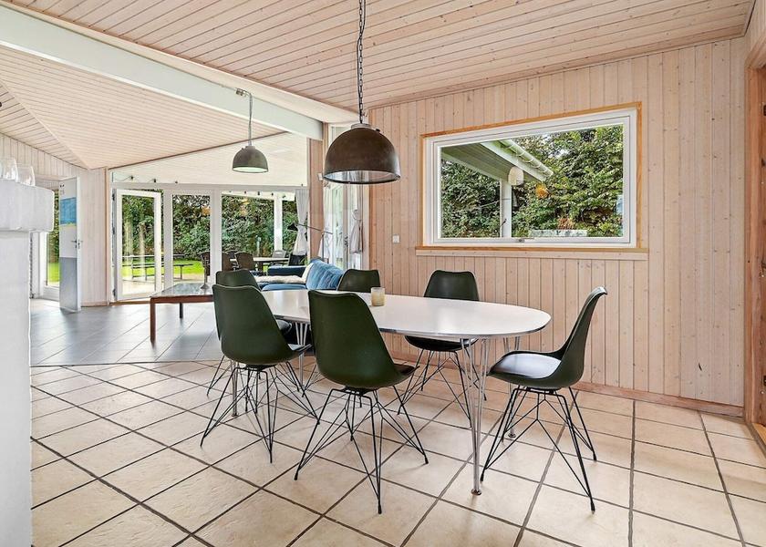 Hovedstaden Gilleleje Dining Area