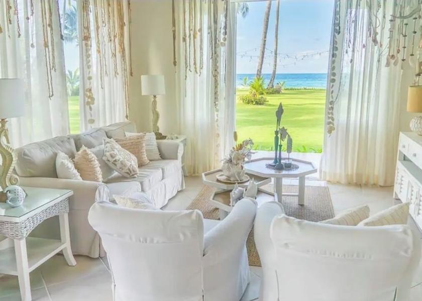 Samana Las Terrenas Living Area