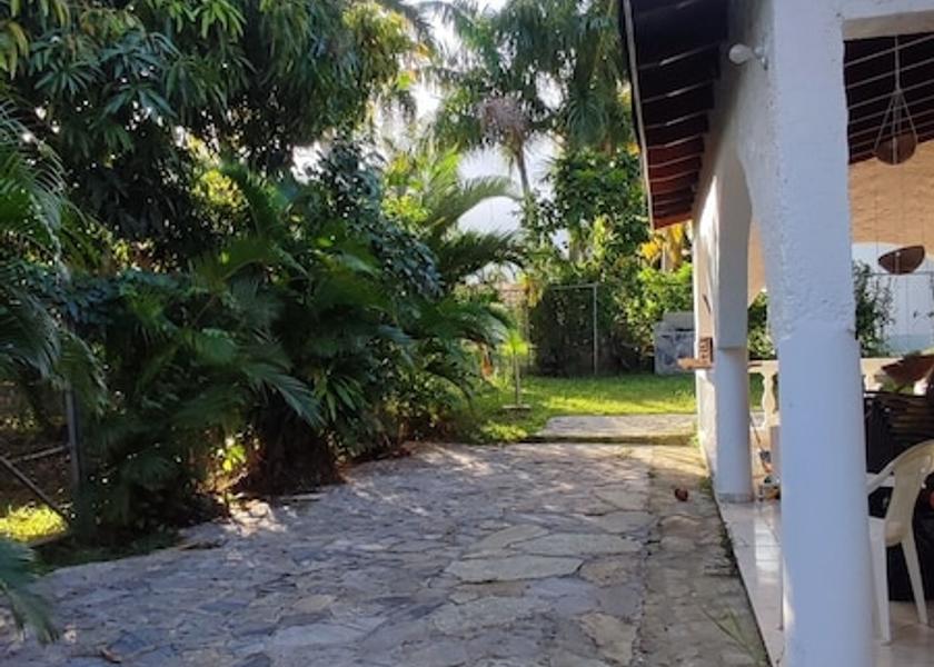 Samaná Samaná Exterior Detail