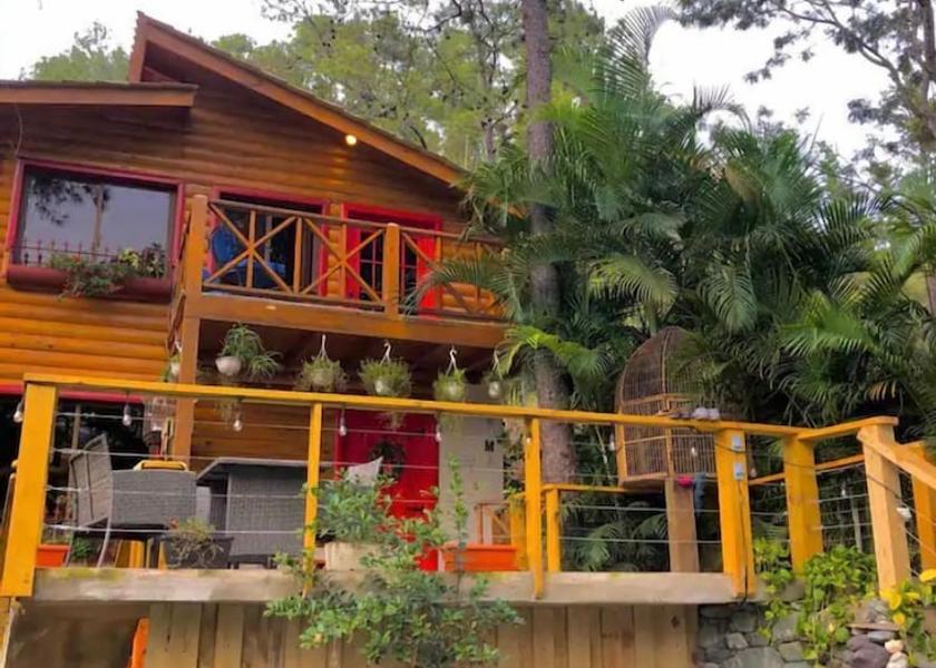 Santiago Jarabacoa Facade