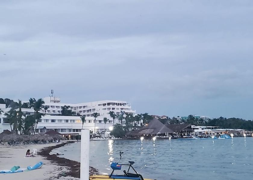 Santo Domingo Boca Chica Beach