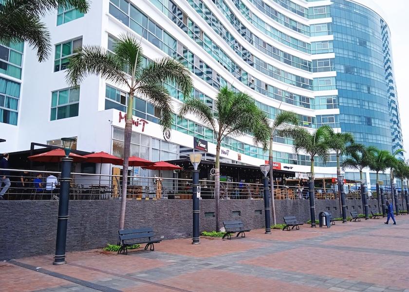 Pichincha Guayaquil Facade