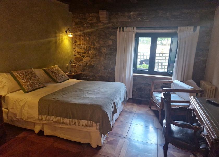 Cantabria Hermandad de Campoo de Suso Room
