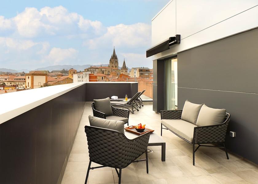 Asturias Oviedo Terrace/patio