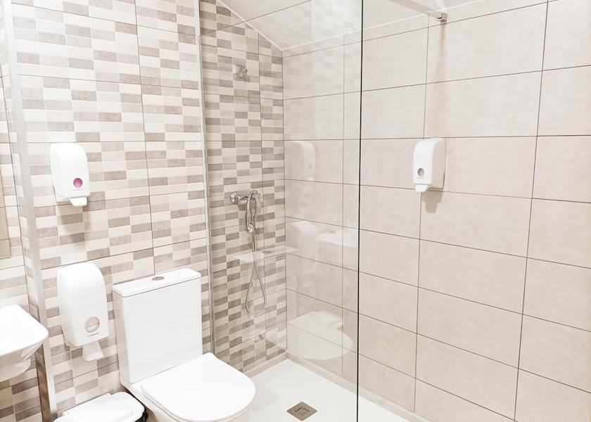 Galicia Palas de Rei Bathroom