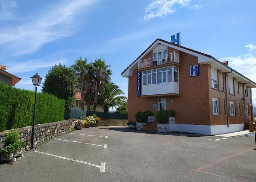 Cantabria San Vicente de la Barquera Exterior