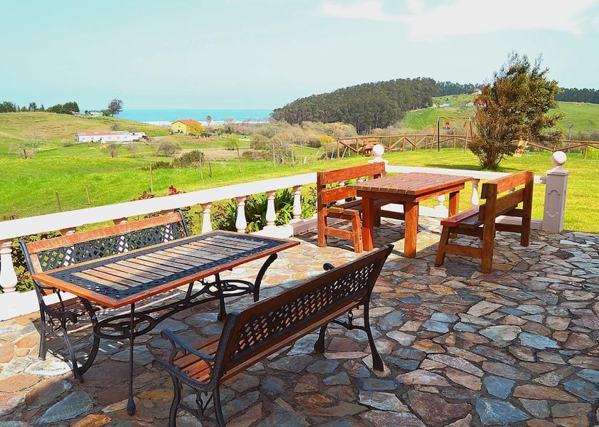 Cantabria San Vicente de la Barquera Terrace