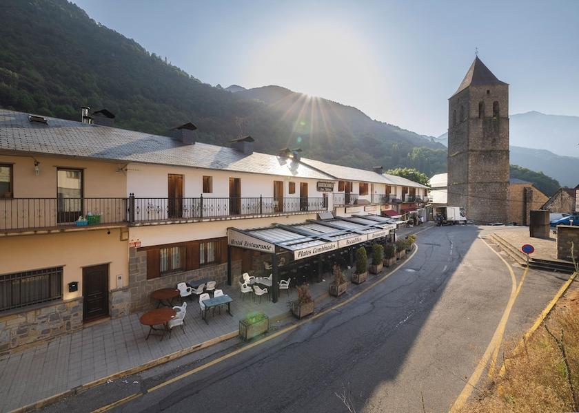 Aragon Bielsa Facade