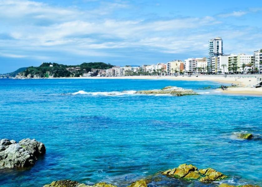 Catalonia Vidreres Room