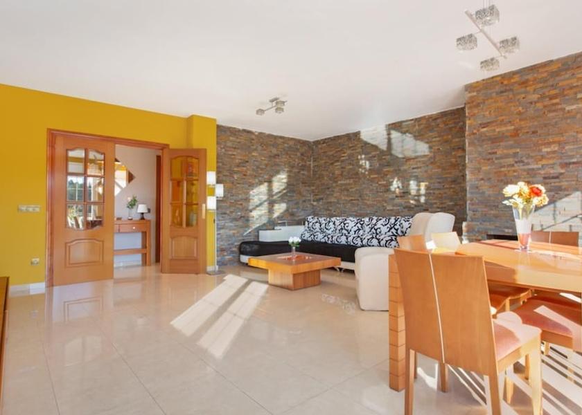 Catalonia Vidreres Room