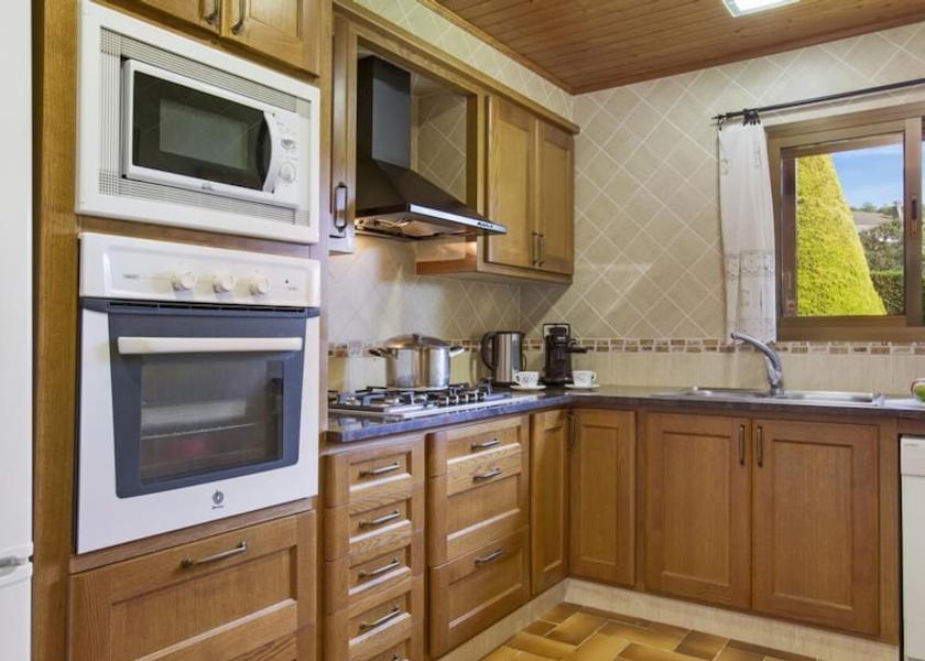 Catalonia Vidreres Room