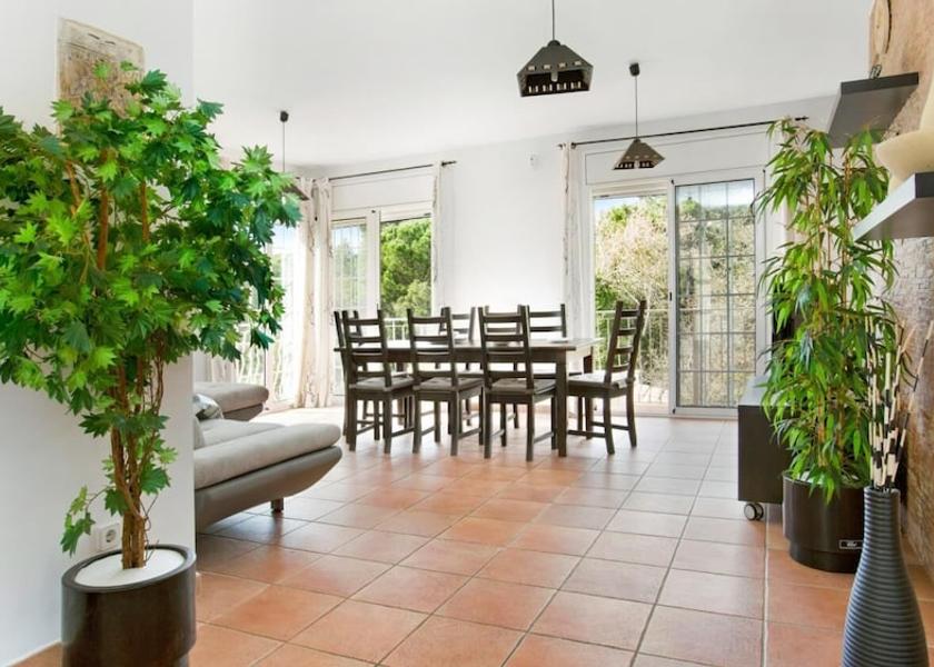 Catalonia Vidreres Room