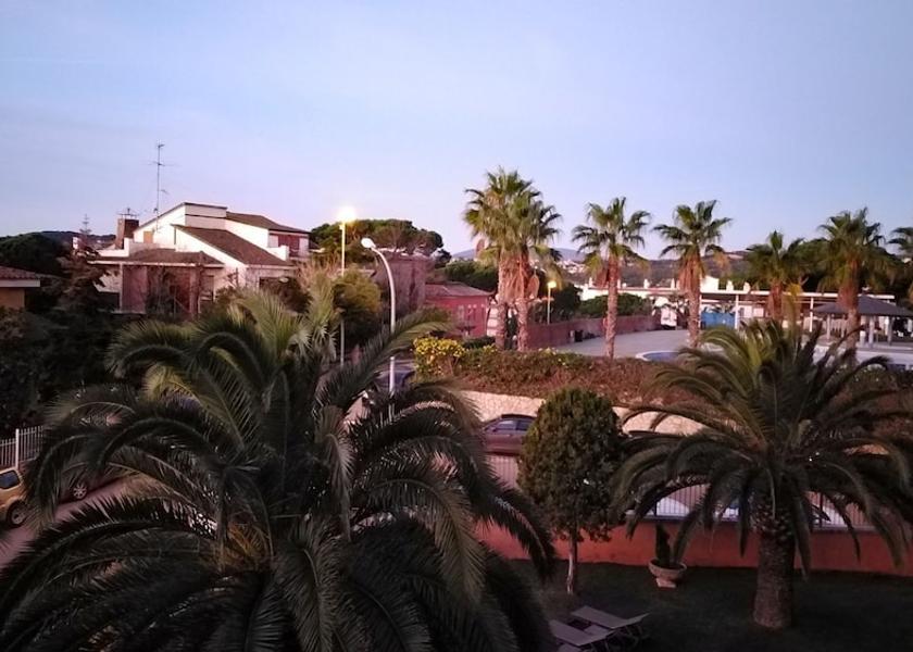 Catalonia Vidreres Room